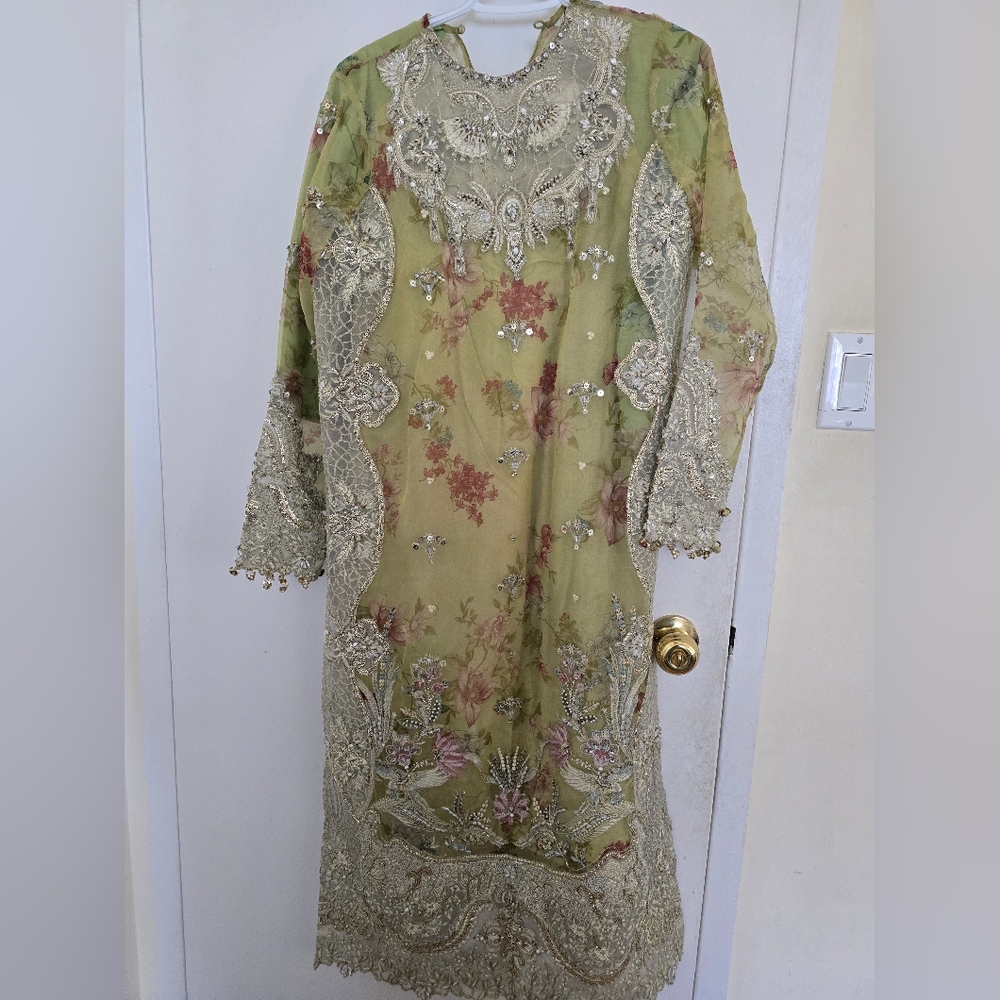 Freesia By Suffuse - 3 Piece Suit - Small - Pakistani Wedding Guest